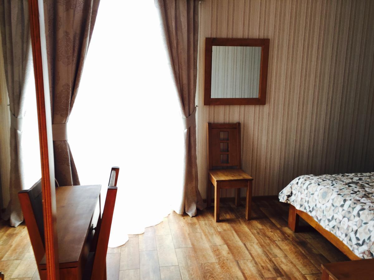 Mini Hotel Solnce Karpat 波利亚纳 外观 照片