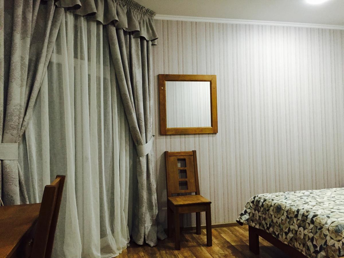 Mini Hotel Solnce Karpat 波利亚纳 外观 照片