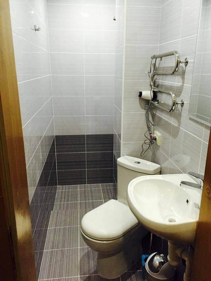 Mini Hotel Solnce Karpat 波利亚纳 外观 照片